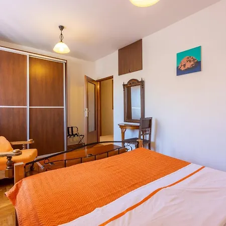 Apartments Villa Mavero * Banjole