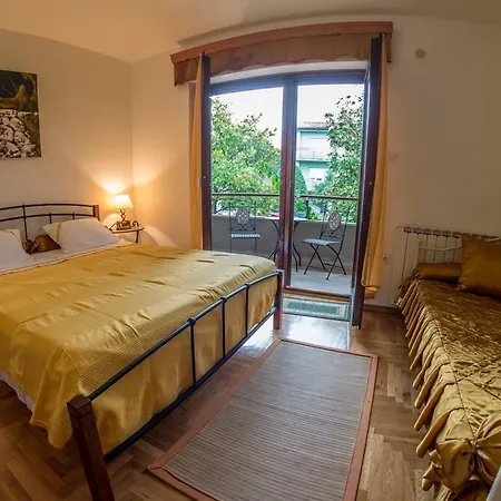 Apartment Apartments Villa Mavero *