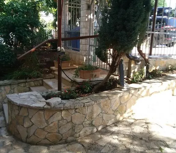 Apartments Villa Mavero Apartman *