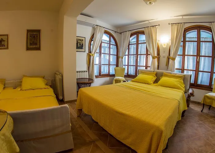 Apartments Villa Mavero Banjole