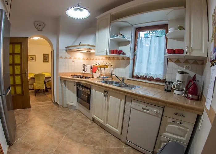 Apartments Villa Mavero