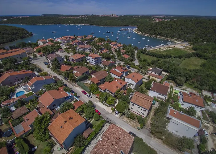 Apartments Villa Mavero