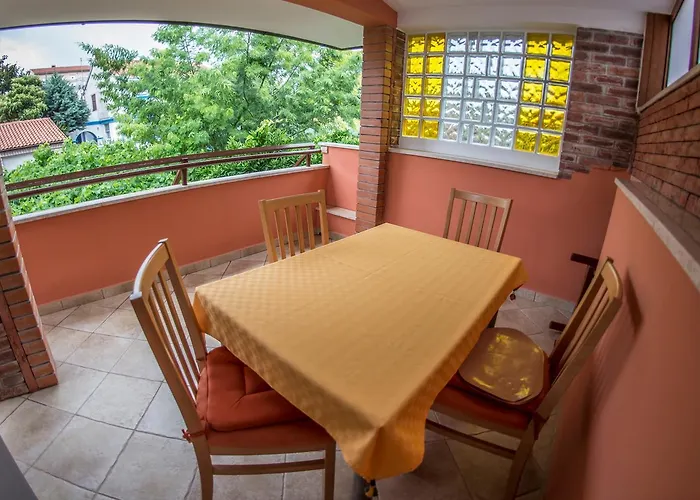 Apartments Villa Mavero Apartman *